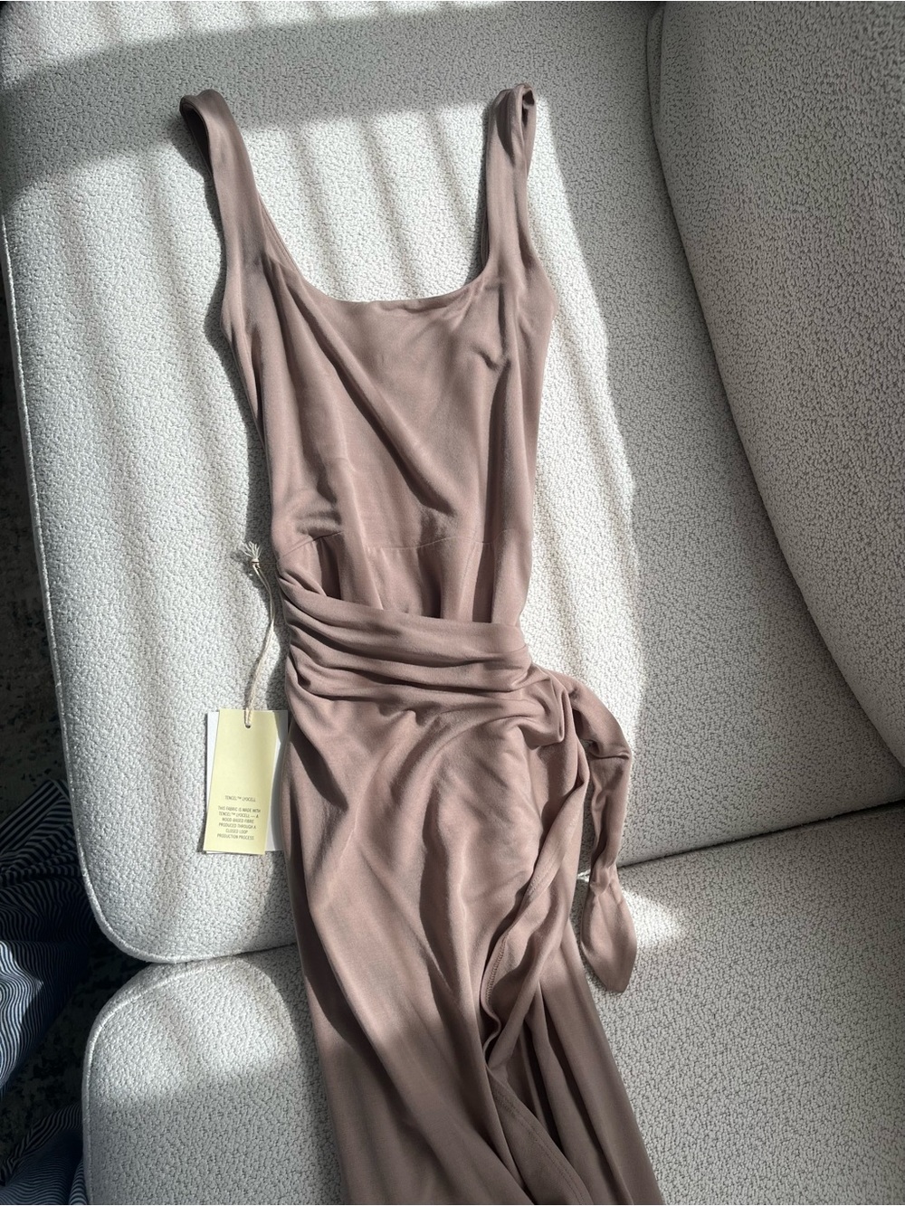 NWT Aritzia Saturn Dress - Picture 2 of 4